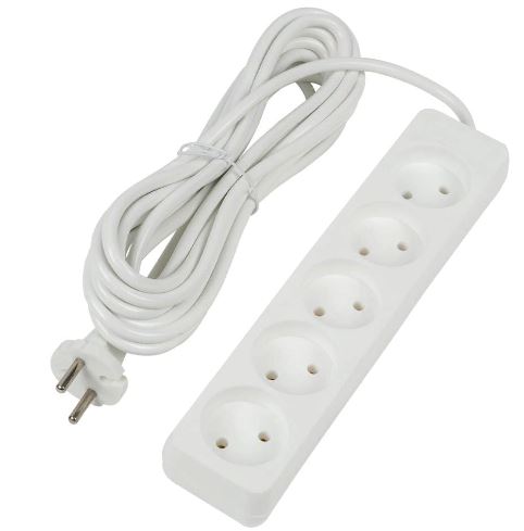 Удлинитель UNIEL ULTRA (5 роз.) длина=5м б/з ПВС 2500 Вт 10A  S-CU5-5B