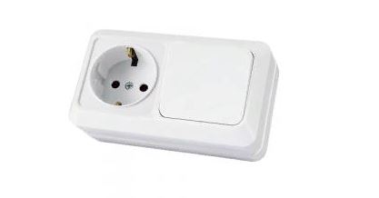 Блок комб.(1кл.выкл+розетка с/з) INTRO QUADRO  10(16)A IP20 ОУ 2-705-1